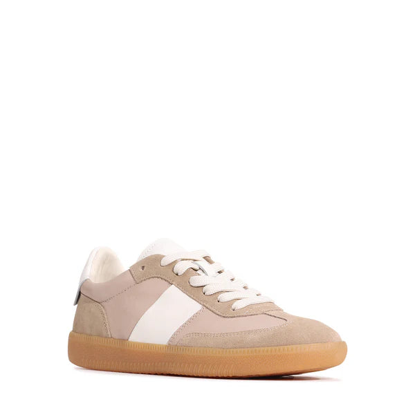 Eos Antigo Dove Sneaker