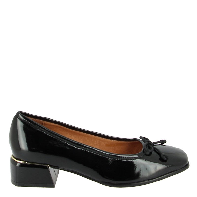 Bresley Albane Black Pump Heel