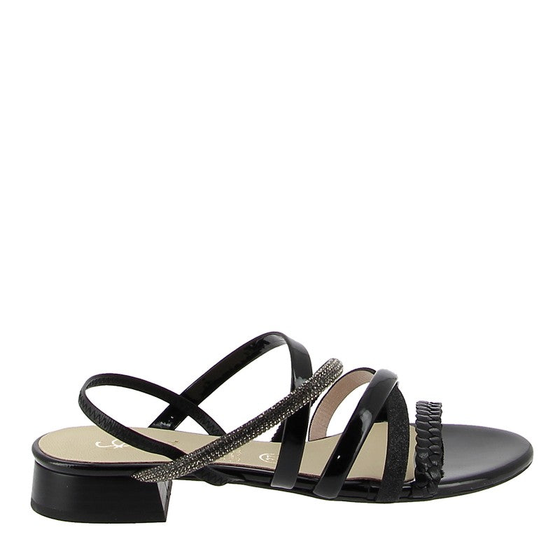 Quait 24640 Black Slingback Sandal